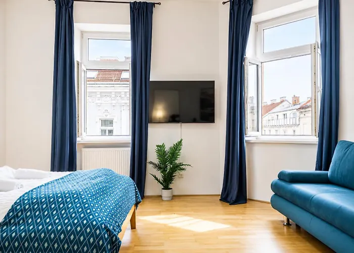 Spacious & Elegant 2br Near Wiener Stadthalle Apartamento *
