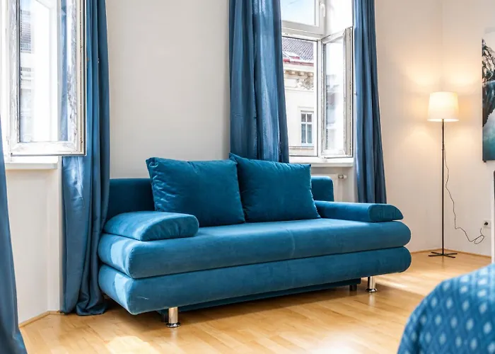 Spacious & Elegant 2br Near Wiener Stadthalle Viena