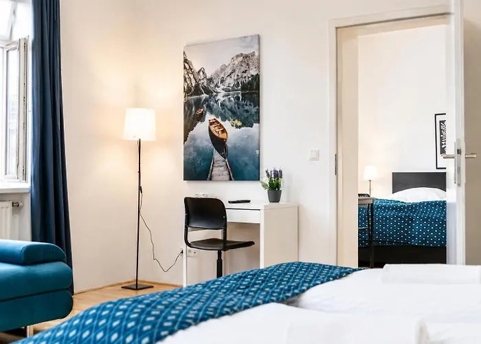 Spacious & Elegant 2br Near Wiener Stadthalle Apartamento Viena