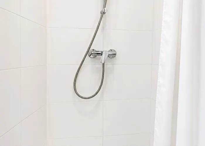 Spacious & Elegant 2br Near Wiener Stadthalle * Viena